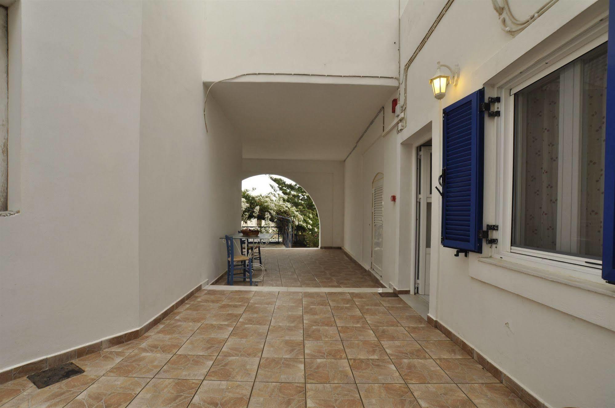 Manos Apartments Mégas Yialós-Nítes 외부 사진